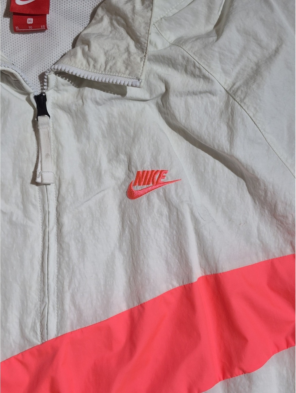 Nike Big Pink Swoosh White Gray Mesh Lined Zip Windbreaker - Picture 2 of 7